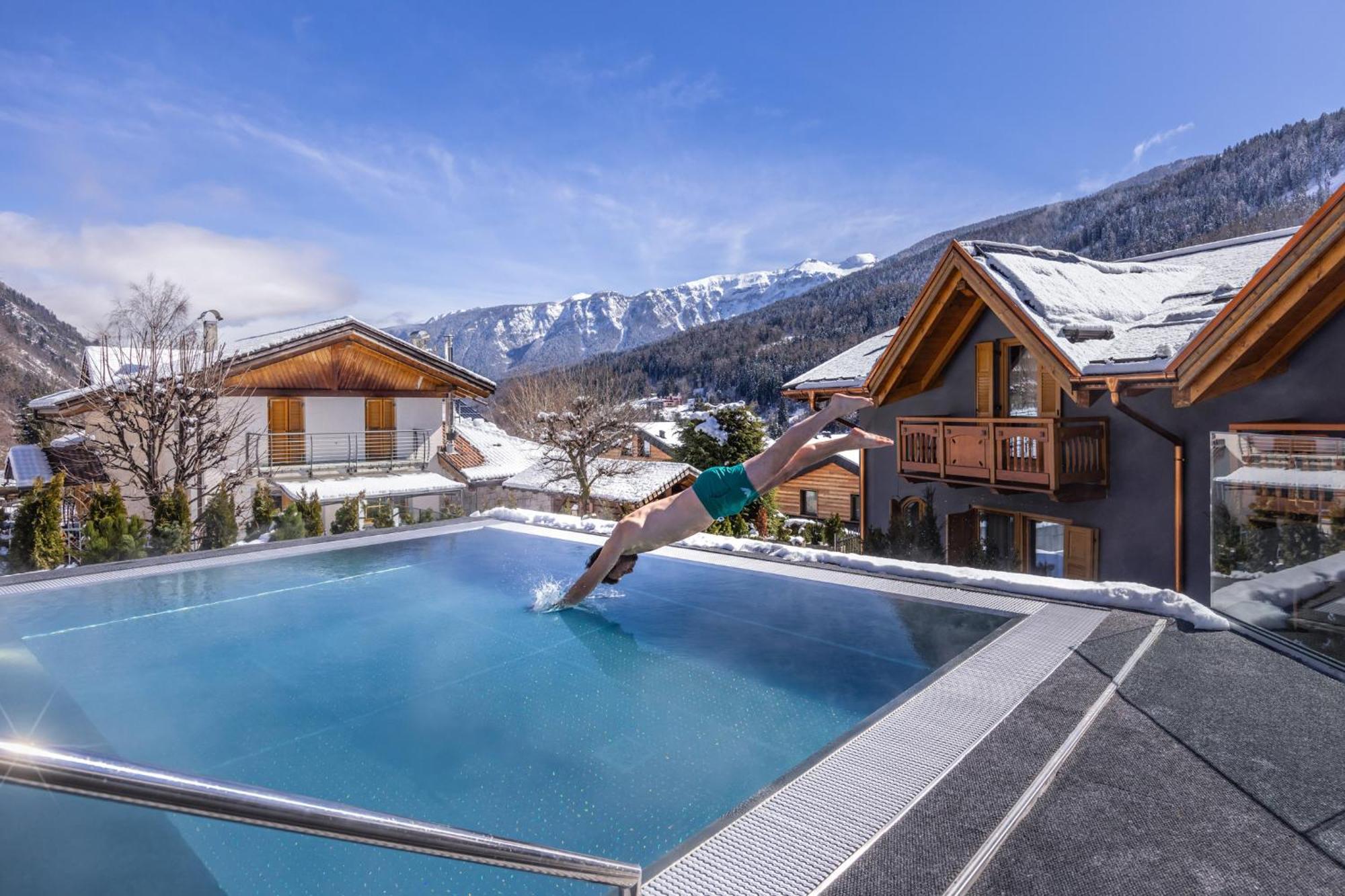 Hotel Ravelli Luxury Spa Меццана Екстер'єр фото