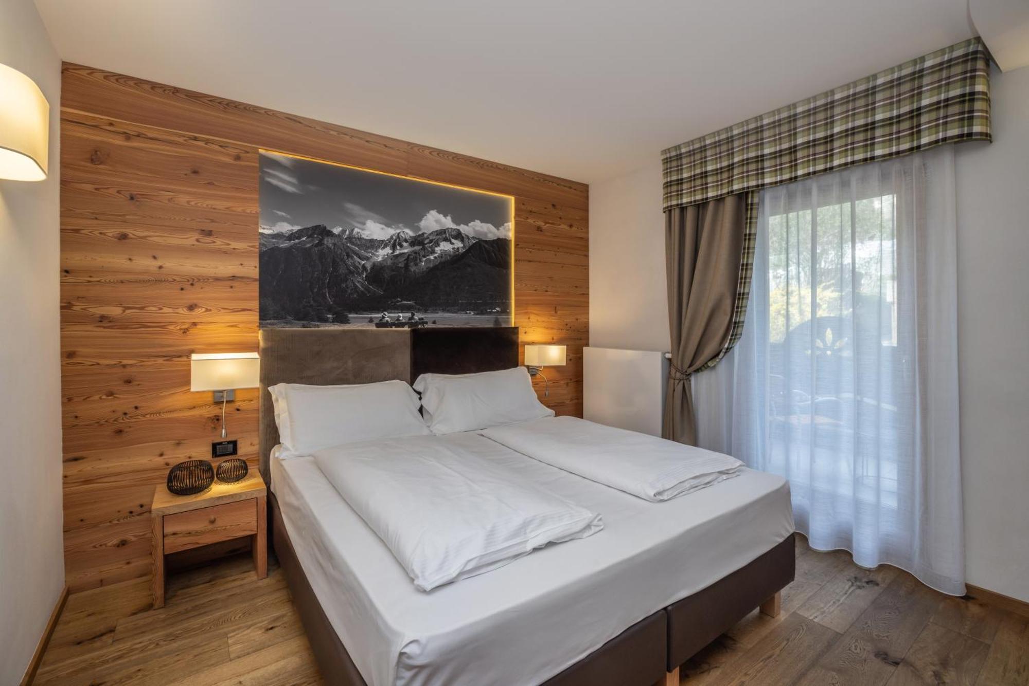 Hotel Ravelli Luxury Spa Меццана Екстер'єр фото