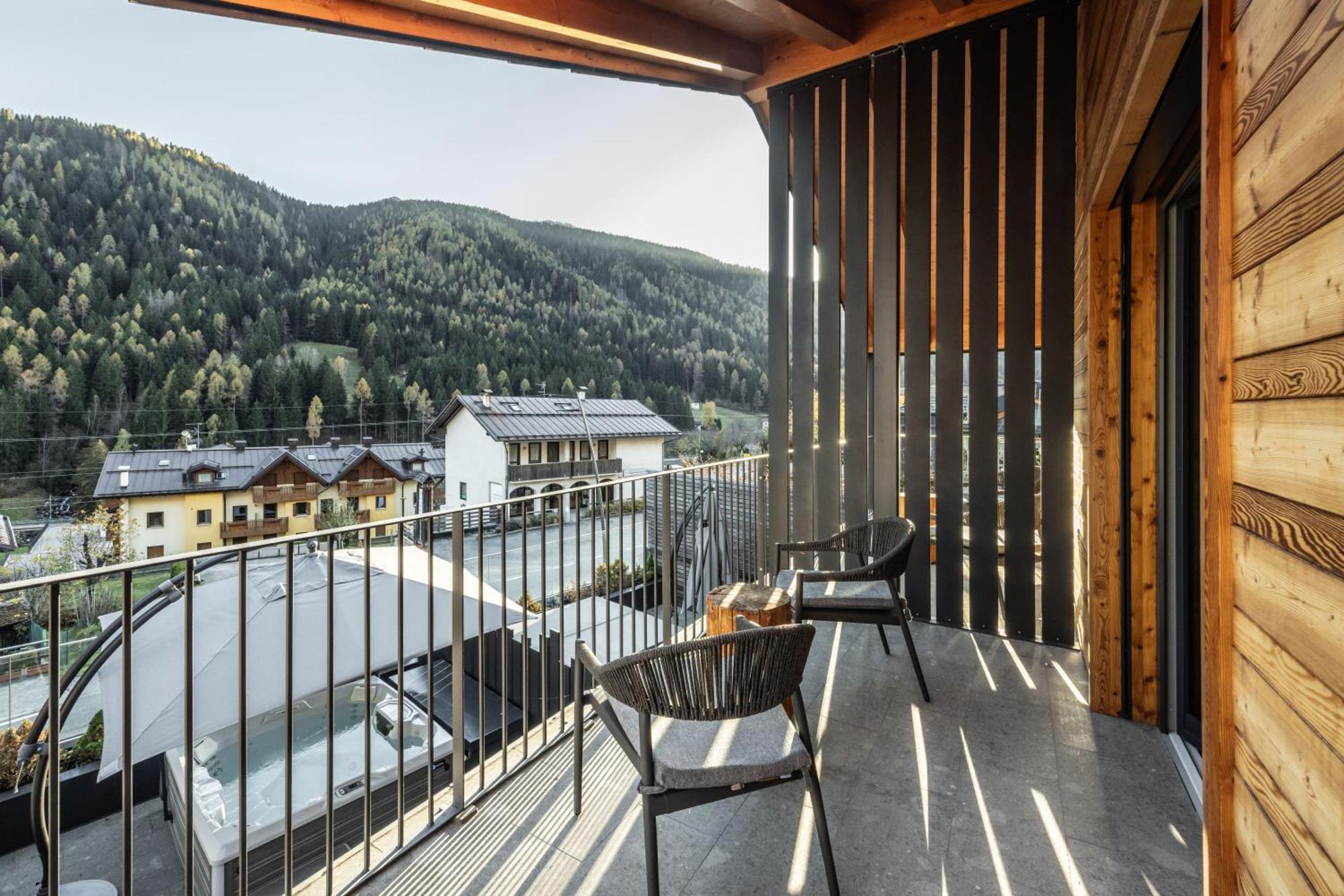 Hotel Ravelli Luxury Spa Меццана Екстер'єр фото